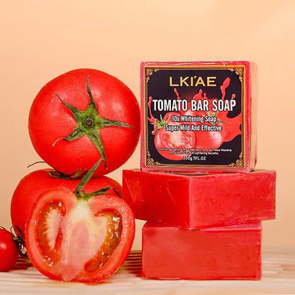 LKIAE Brand Tomato Fruit Scented Handmade Natural Bar Soap For Face And Body Whitening Oil Control Brightens Skin Shrink Pore